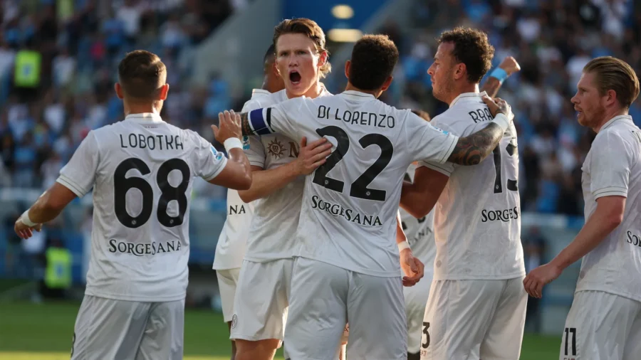 Naples (2-0) met les choses au clair dès le départ, en faisant match nul à Gênes