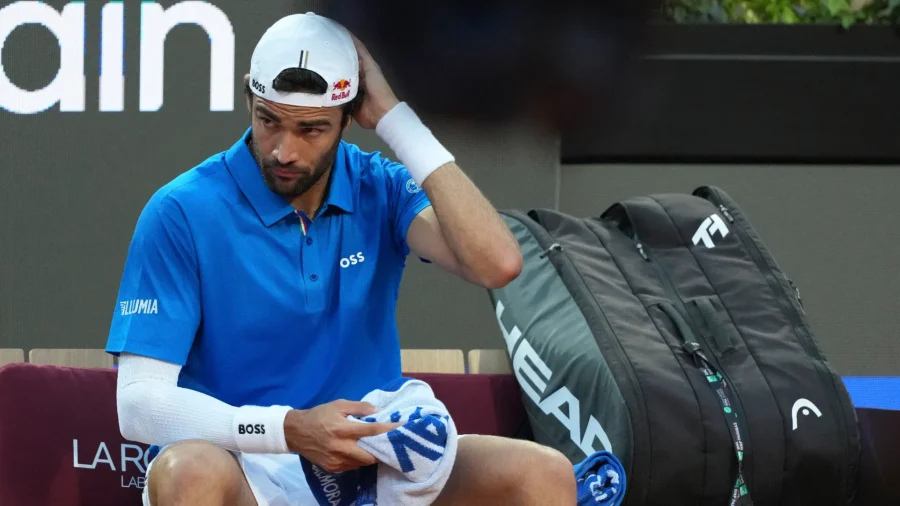 Matteo Berrettini, retour amer en Chine. Ok Sonego
