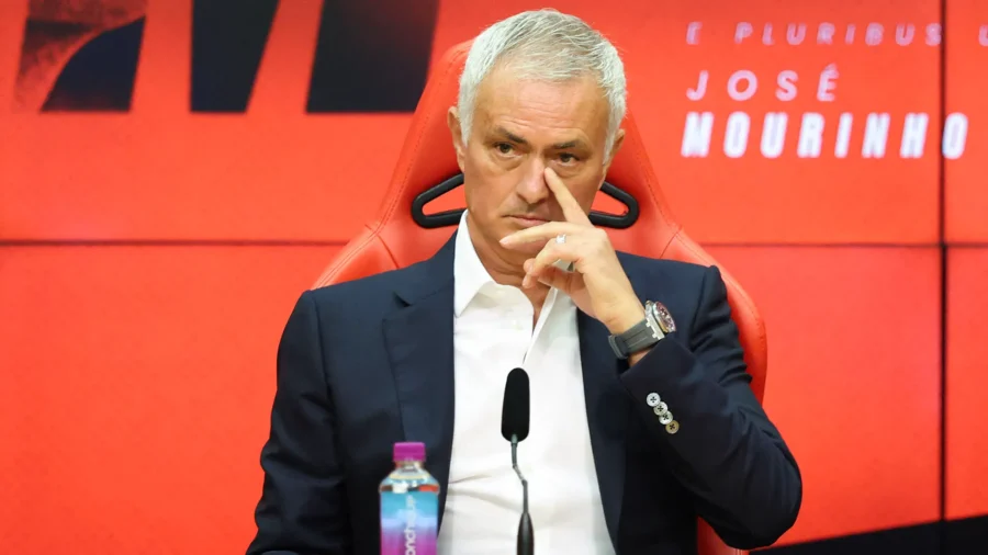 Le Benfica de José Mourinho gâche une occasion en or
