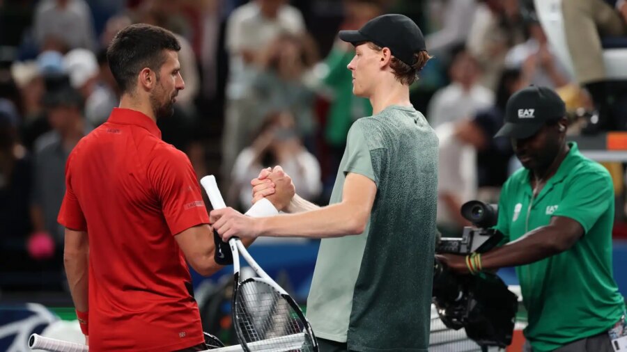 Masters 1000 de Shanghai : Jannik Sinner dans le camp de Novak Djokovic