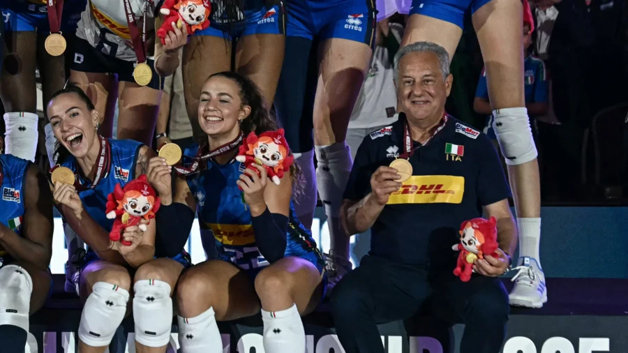 Julio Velasco en extase : "Encore mieux que les Jeux olympiques&quot ;