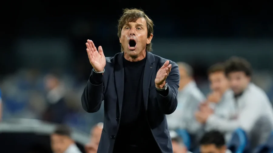 Naples, Antonio Conte : « Je sais gagner dans les situations d’urgence » ;
