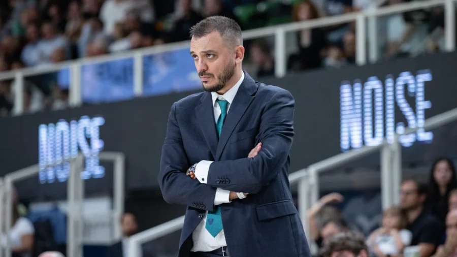 Cantù, Nicola Brienza ne fait pas confiance au Dinamo Sassari