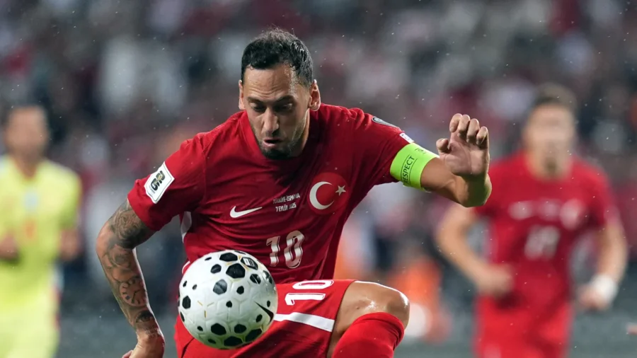 L’Inter en alerte pour Hakan Calhanoglu