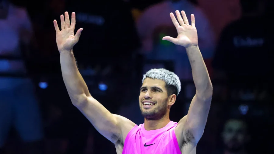 Carlos Alcaraz fait exploser Fritz : il est en finale du Six Kings Slam