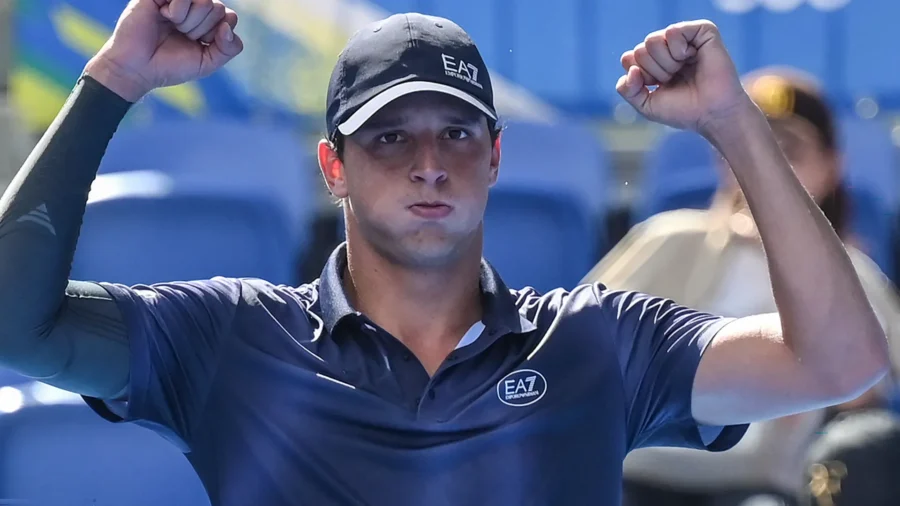 Masters 1000 de Shanghai : Darderi rit, Arnaldi ne rit pas