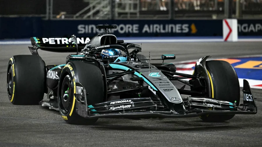 Dominance de George Russell à Singapour, champion constructeur de McLaren