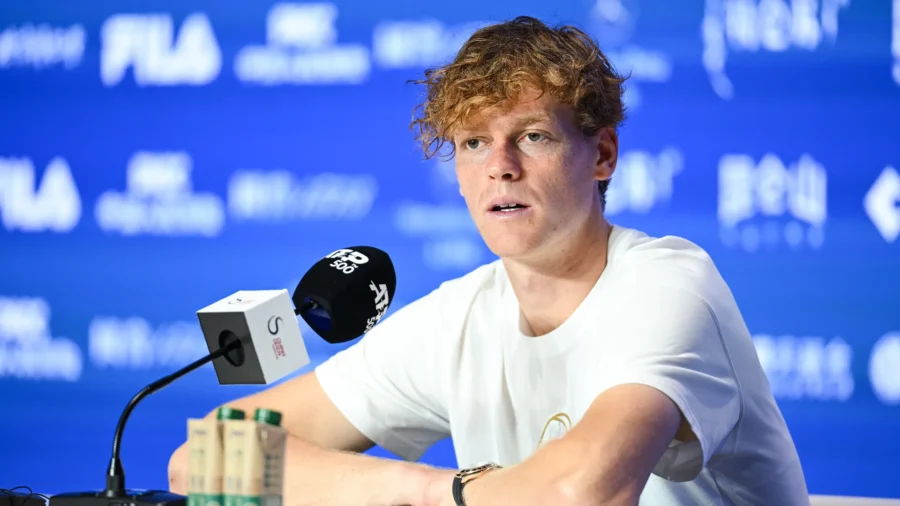 Jannik Sinner et la comparaison avec Novak Djokovic : "Cela n’a pas de sens&quot ;