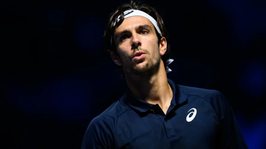 Lorenzo Musetti franchit le premier obstacle à Vienne