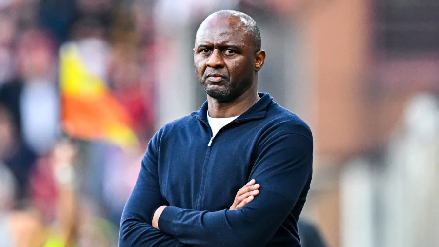 Gênes, Patrick Vieira : « J’ai justifié les huées des supporters » ;