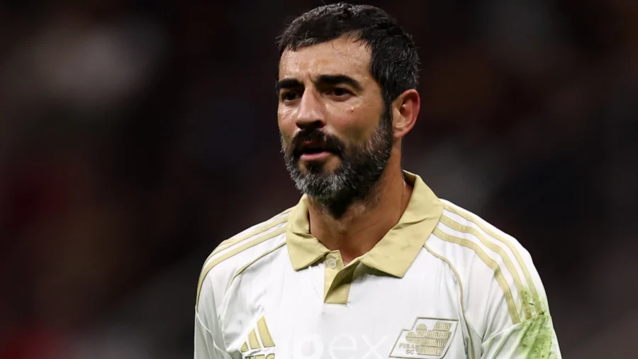 Pise, opération de la main réussie pour Raul Albiol : le club fait le point sur son retour sur le terrain