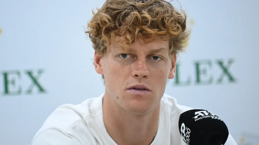 Jannik Sinner donne des nouvelles de son état de santé et dément une rumeur