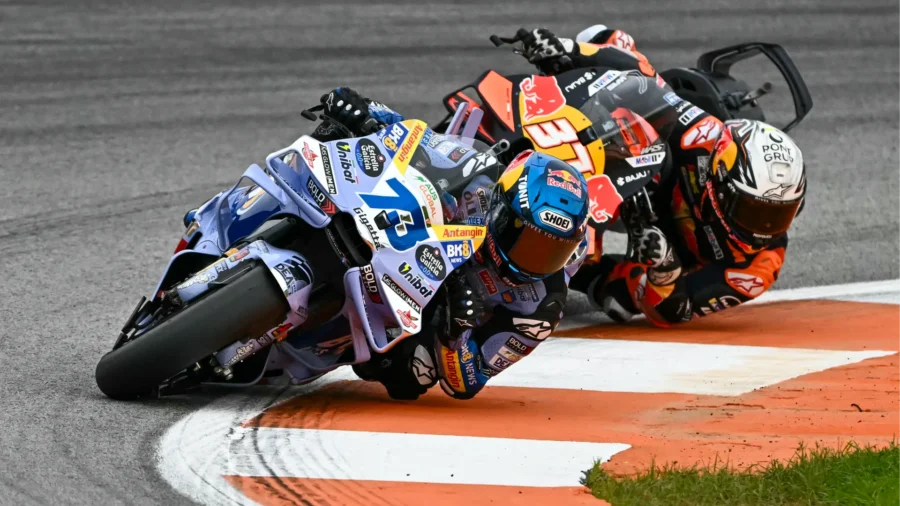 MotoGP Valence : Alex Marquez triomphe, Bezzecchi fait une erreur au départ. Cauchemar à Bagnaia