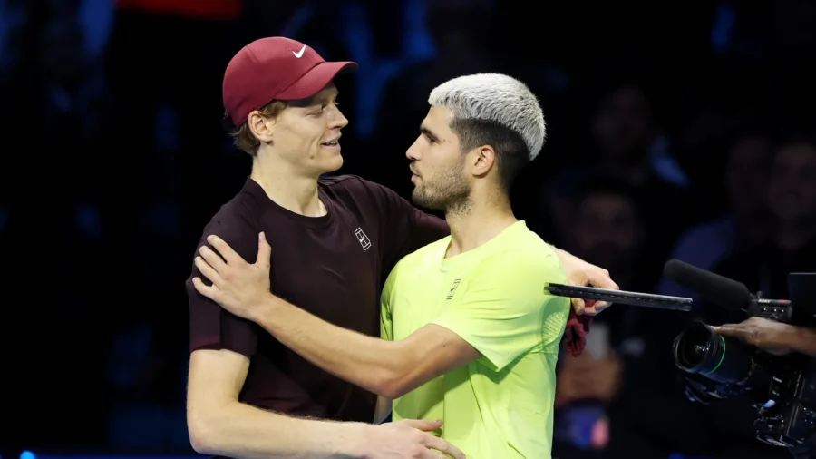 Patrick Mouratoglou fait le bilan de 2025 par Jannik Sinner et Carlos Alcaraz