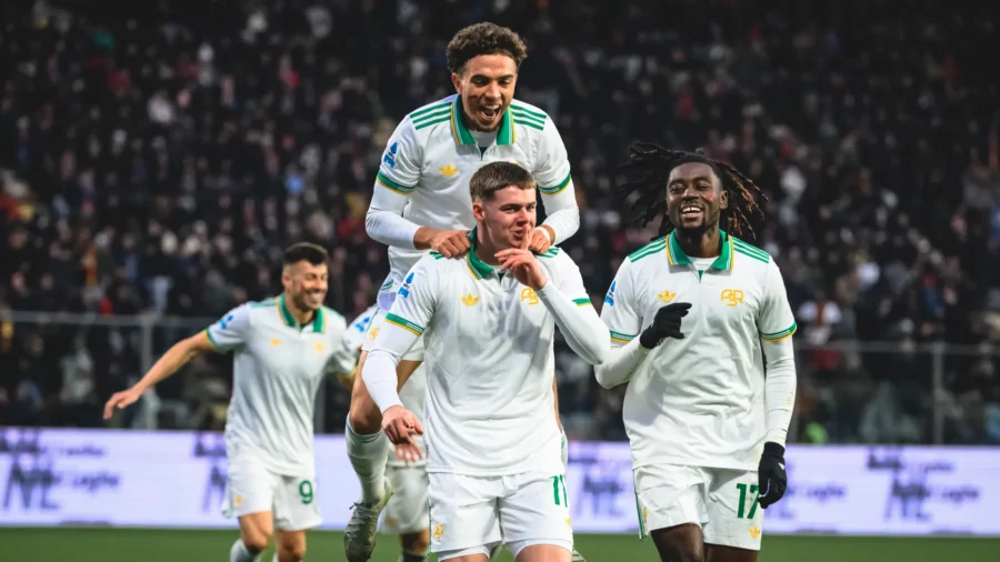 Roma, victoire avec autorité à Crémone : Gasperini (expulsé) confirme la première place au classement