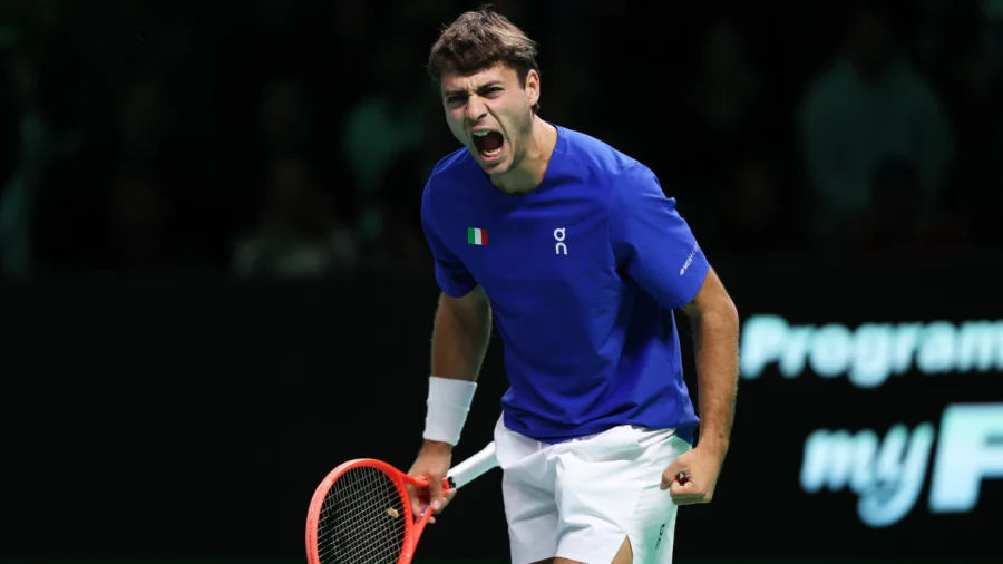 L’Italie en finale de la Coupe Davis ! Un tie-break interminable récompense Flavio Cobolli, la Belgique éliminée