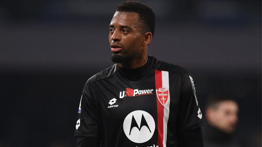 Vis Pesaro, frappe au milieu de terrain : ancien dirigeant de Monza et de Parme