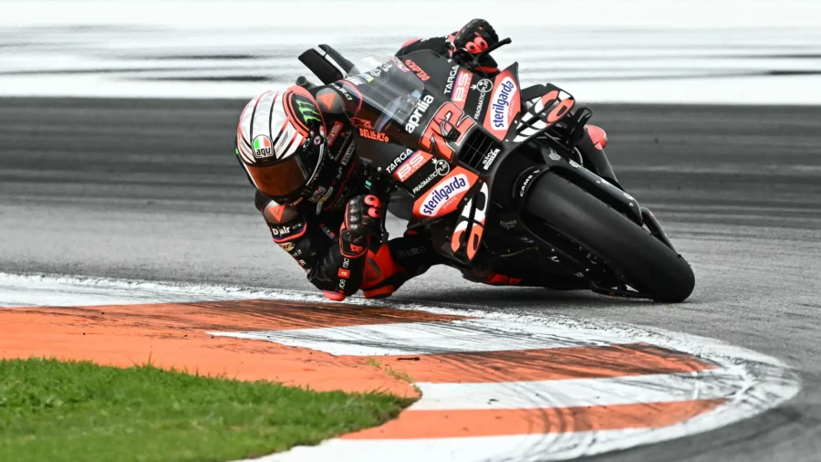 MotoGP Valence : Bezzecchi triomphe, Aprilia fait un doublé. Ducati : chaos au départ, Bagnaia et Morbidelli KO