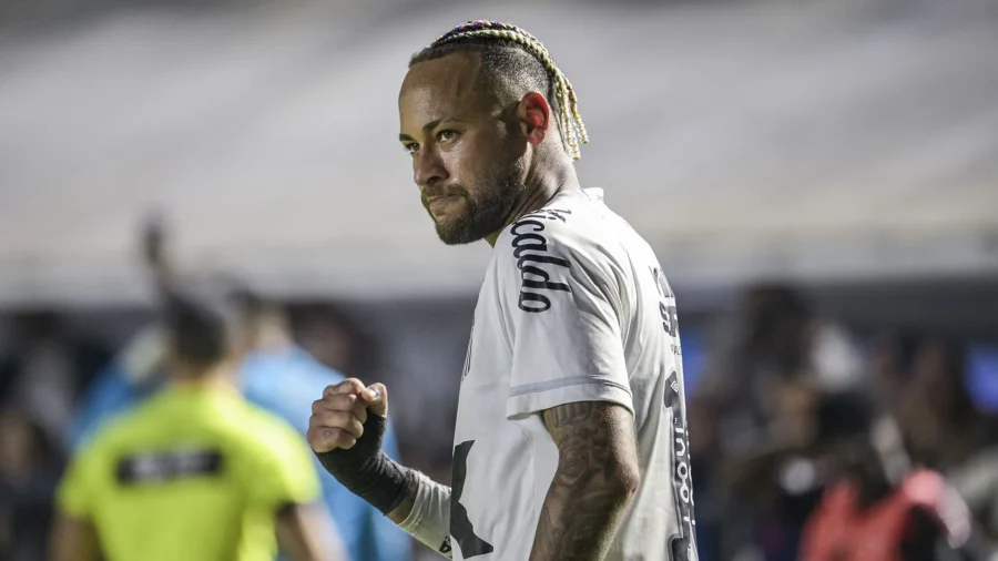 Neymar plus fort que la douleur, but avec ménisque cassé