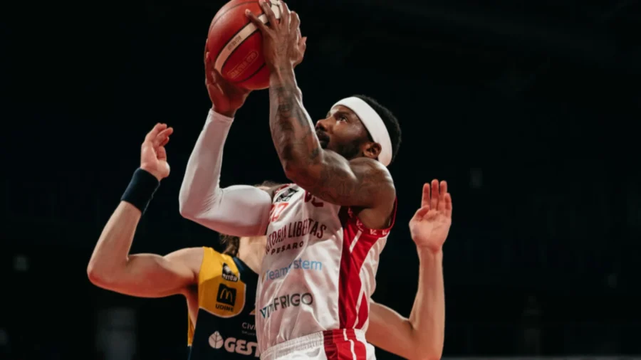 Kay Felder, le retour au parquet est un rébus : Pesaro clarifie